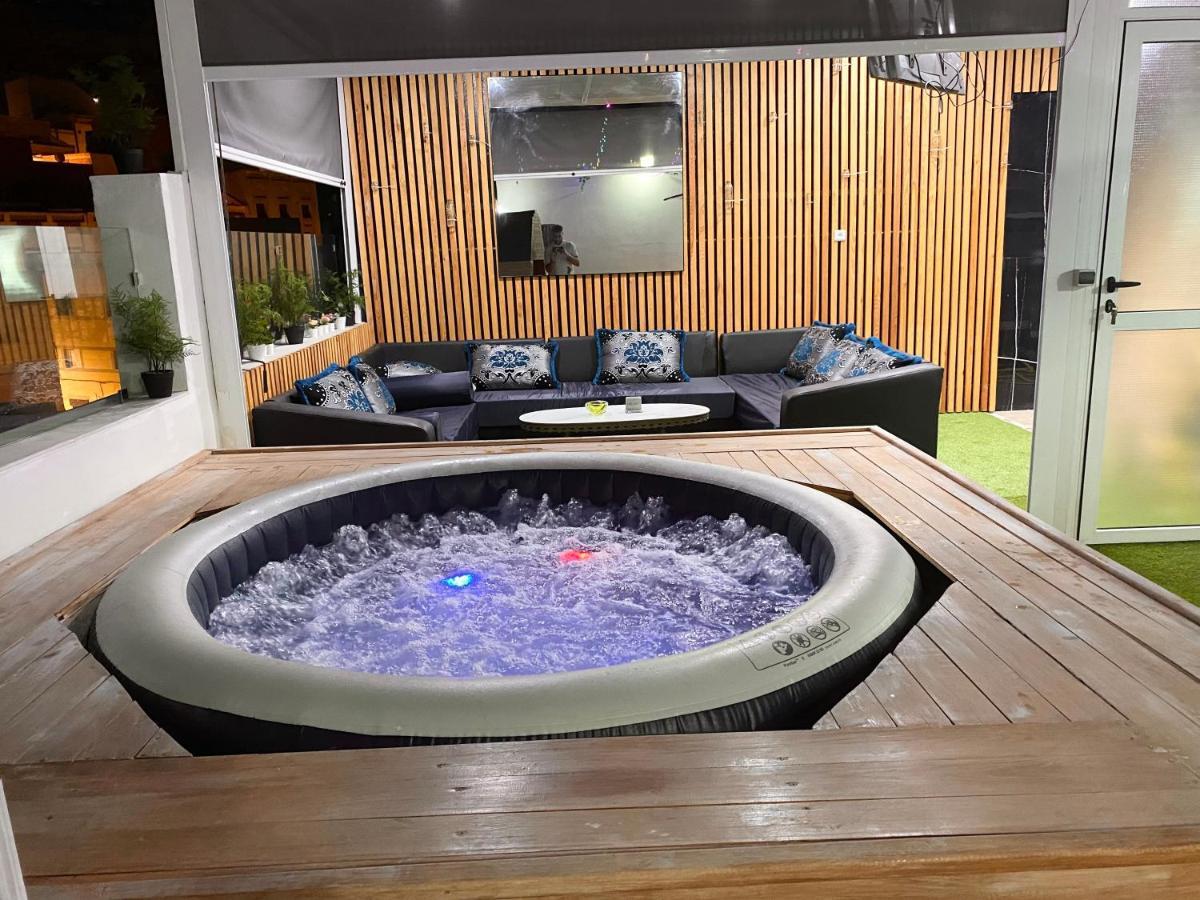 Appartement Avec Terasse Jaccuzi Barbecue Netflix Vue Sur Mer Totalement Gratuit Sans Supplement Al Hoceïma Kültér fotó